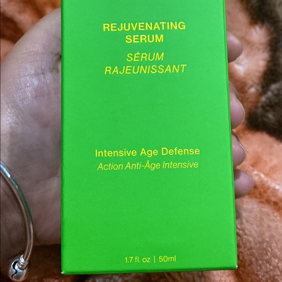 Brand New Tata Harper Rejuvenating Serum 50ml ( Rated 5 star on website) - Picture 2 of 5